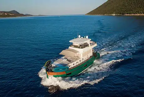 il trawler golden story veduta exteriore 