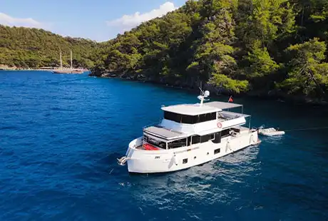 22 meters trawler nayk 1 for rent 