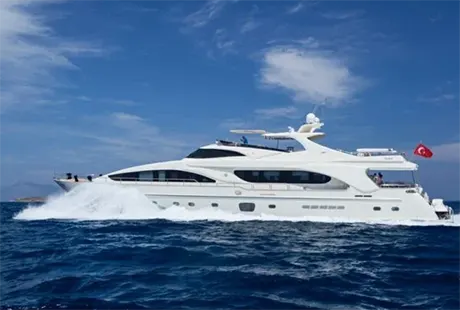 merve yacht a motore lato babordo 