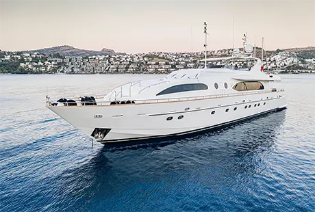 sanref falcon 115 yacht a motore veduta esterna 
