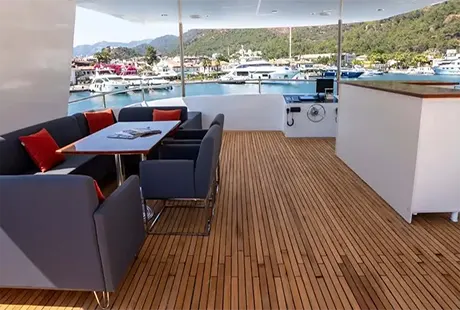 area flybridge almila peschereccio 
