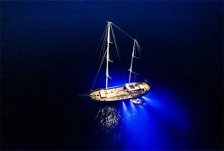 caicco leylali veduta di sera 
