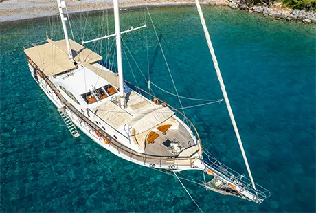caicco tradizionale di legno queen of sea 