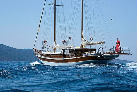 veduta dalla poppa seyma kaptan barca superiore 