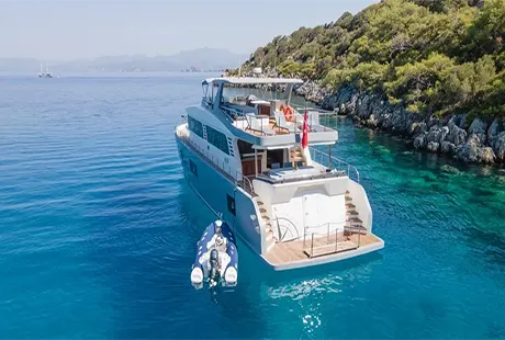 veduta esterna dalla poppa compass trawler 